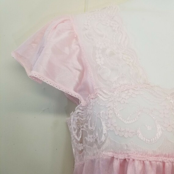 Vasserette Medium Lingerie Nightgown Pink USA Lac… - image 3