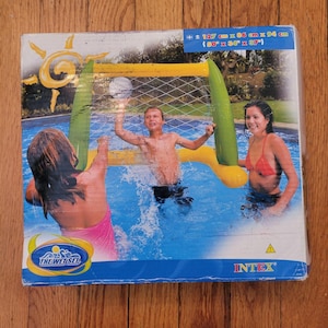 Intex drijvende waterpolospelset met opblaasbare ballen voor zwembadfeestjes, familieplezier, zomer