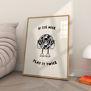 Vintage Record Player Poster, Retro Music Wall Art Print, Vinyl Lover Gift, Music Room Decor, Music Poster, Music Enthusiast Gift