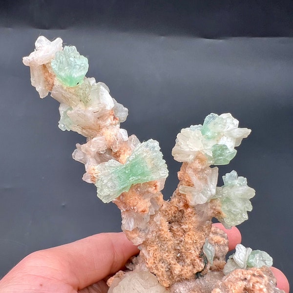 Green Apophyllite mineral specimen, apophyllite with stilbite, white chalcedony matrix, collection specimen, decoration crystal stalactite