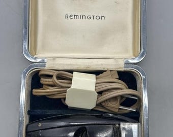 Vintage Remington-Rand  “The New Remington Blue Streak Triple Electric Shaver - Model No 377 - with 1 Twin Blue Streak Head w/ Original Case