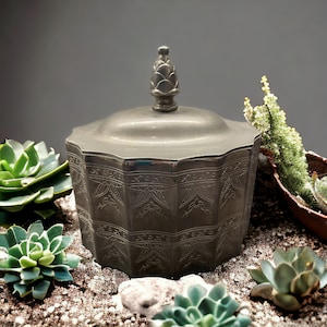 Vintage Godinger Silver Art 1991 Trinket Velvet lined Covered Jewelry Box