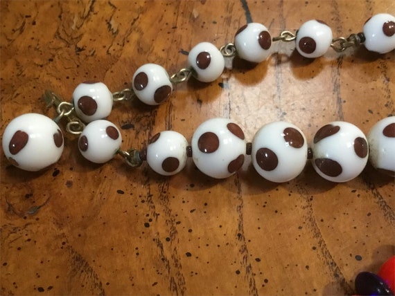 Vintage Murano Spotted White Glass Beaded Necklace - image 8