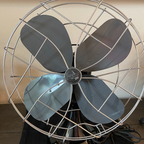 Vintage EMERSON Type 91648-AD Three Speed 16" Blade Oscillating Electric Fan Restored and works Great