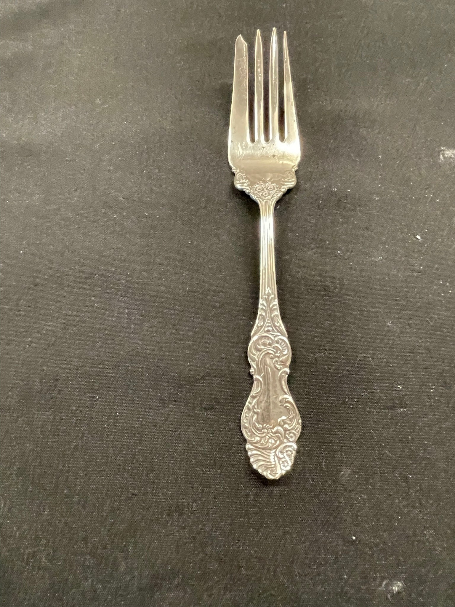 Vintage Wm H Rogers A1 1895 Benedict No. 1 8 1/8 Inch Large Meat