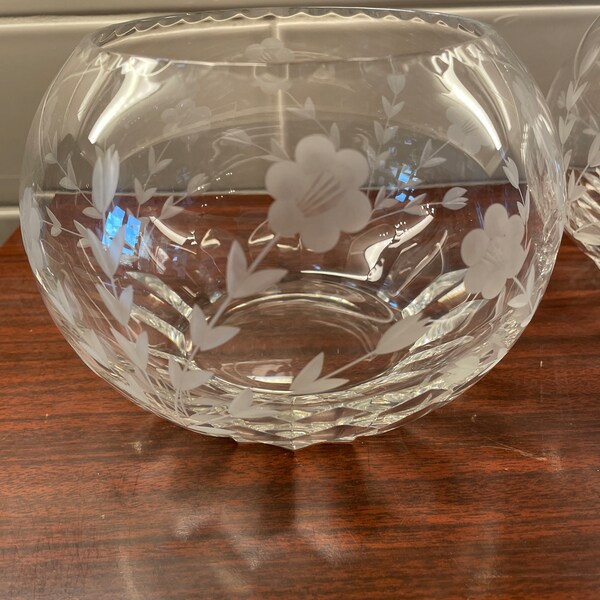 Vintage Elegant Beautiful Bubble Ball Crystal Etched Floral Bowl Vase-Votive or candleholder