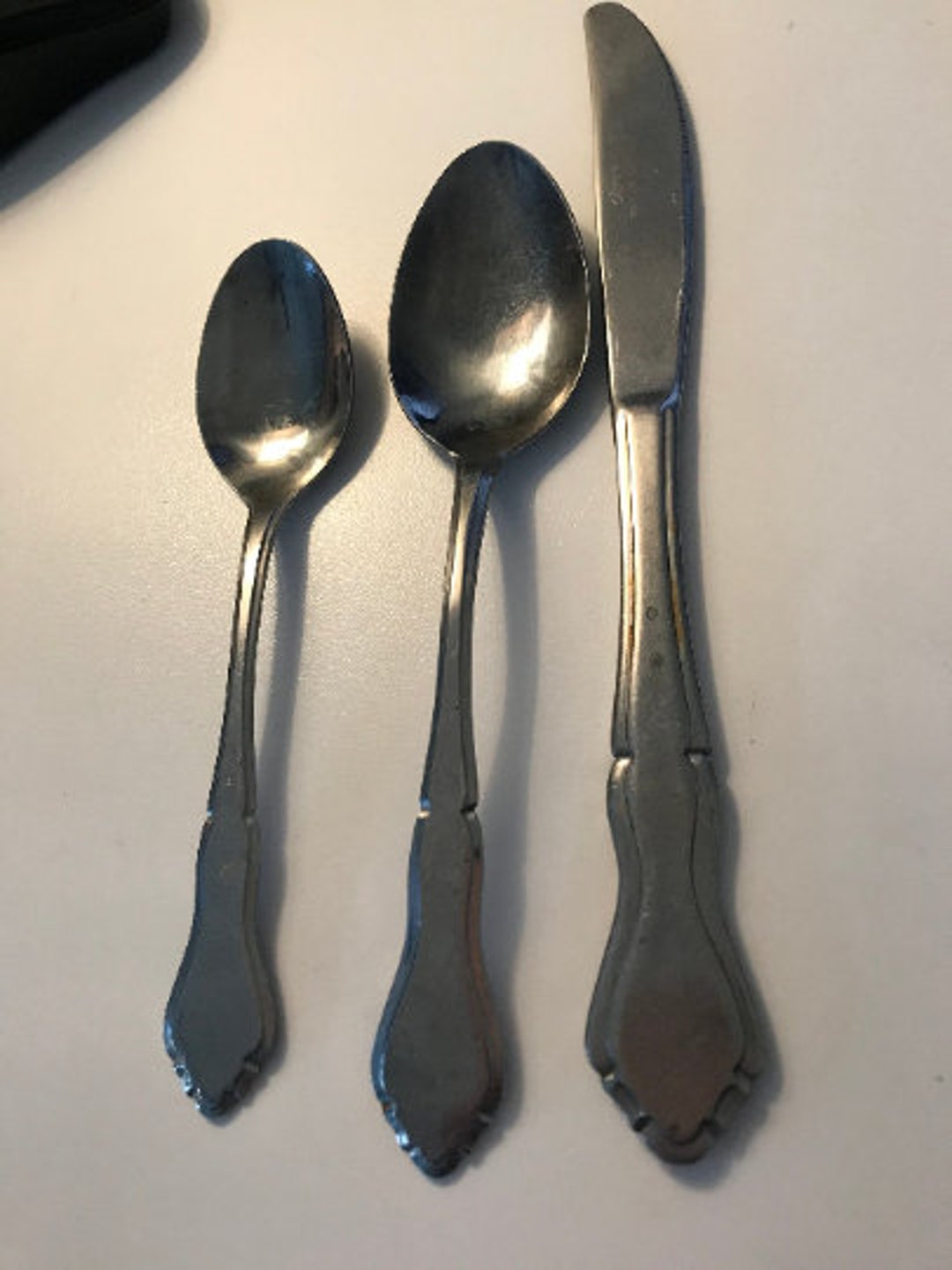 Stanley Roberts Rogers Stainless Korea Glendale 6 1/8 Inch Teaspoons and 6.5 Knife and 7