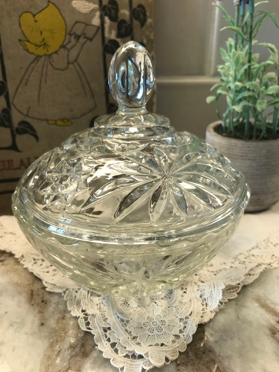 Kitchen & Dining Dining & Serving Vintage Heavy Glass Candy Dish Clear Thick Crystal Like Lidded