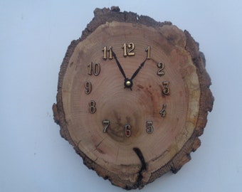 Rustic oak clock