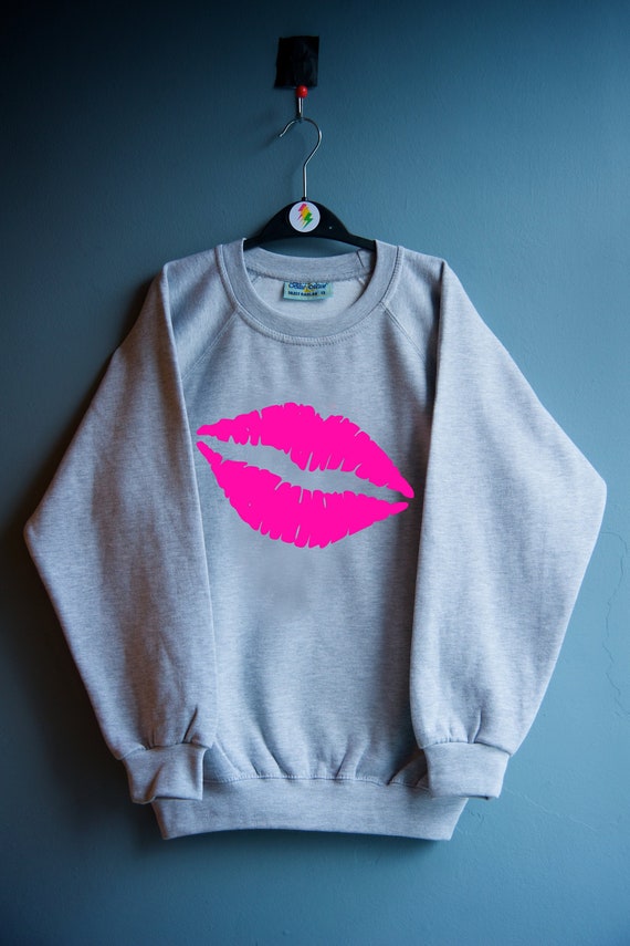 hot pink jumper womens