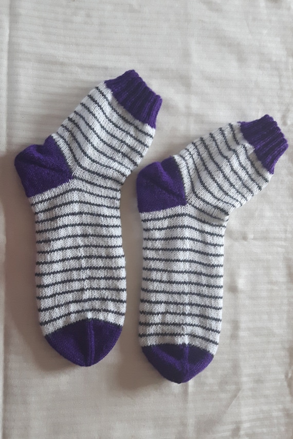 Hand Skilted Socks Ringing Stripes Size 40 43 Etsy