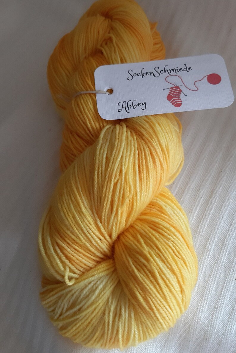 Hand-dyed Wool Abbey