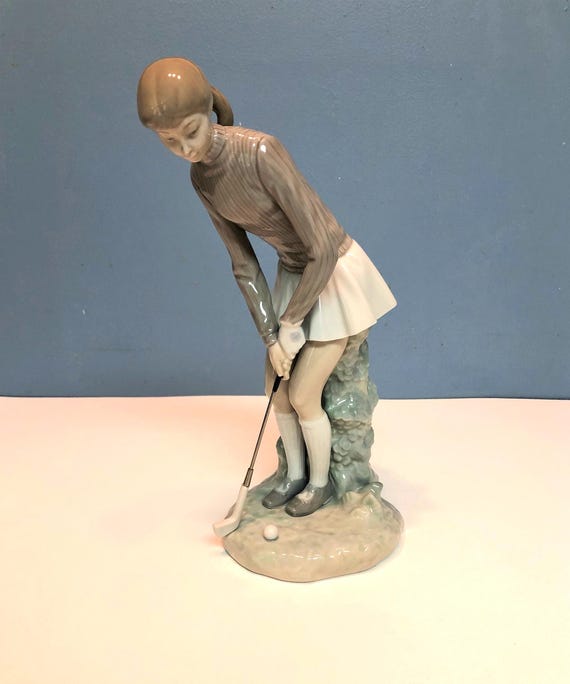 Vintage Lladro Retired Figurine, Young Woman Golfer Making A Putt