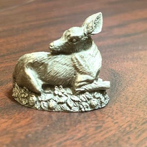 Jane Lunger Pewter The Fawn Figurine, Vintage 1981.  Highly detailed 1&quot; x 1.5&quot; x 1.5&quot; tall