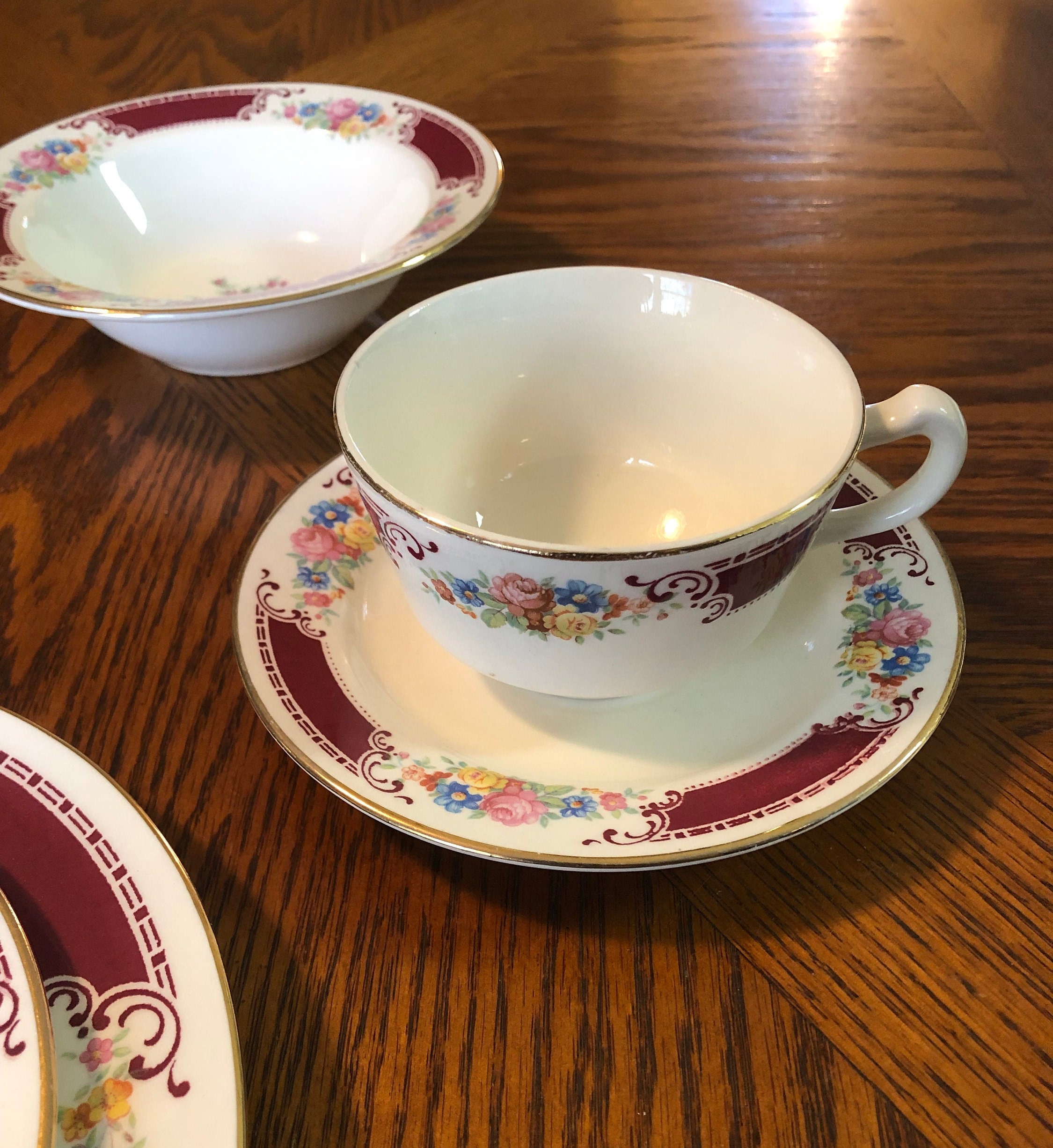 1949 Homer Laughlin Place Setting Majestic Brittany China. Dinner