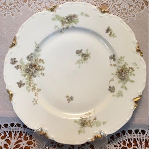 Rare Antique Haviland Limoges Plate Circa early 1900&#39;s.  9-3/4&quot; Scalloped rim with raised design, flowers and beautiful gold details.
