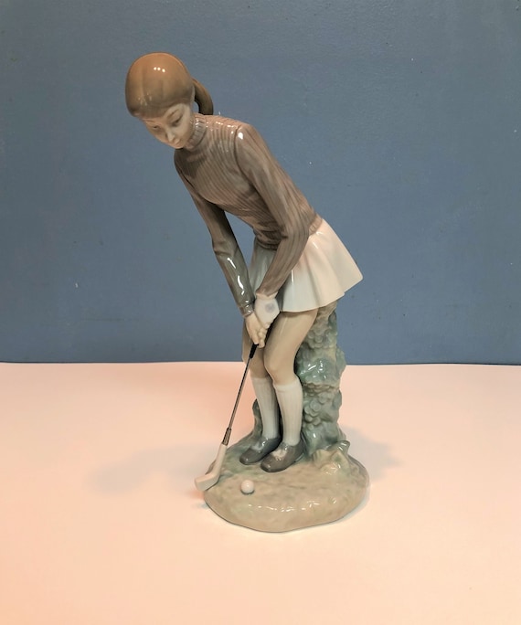 美品 LLADRO フィギュリン ゴルファー Vintage Lladro Retired Figurine, Young Woman Golfer Making A