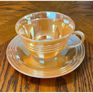 Anchor Hocking Fire-King Peach Lustre Swirl Tea Cup & Saucer Set Vintage 1950&#39;s