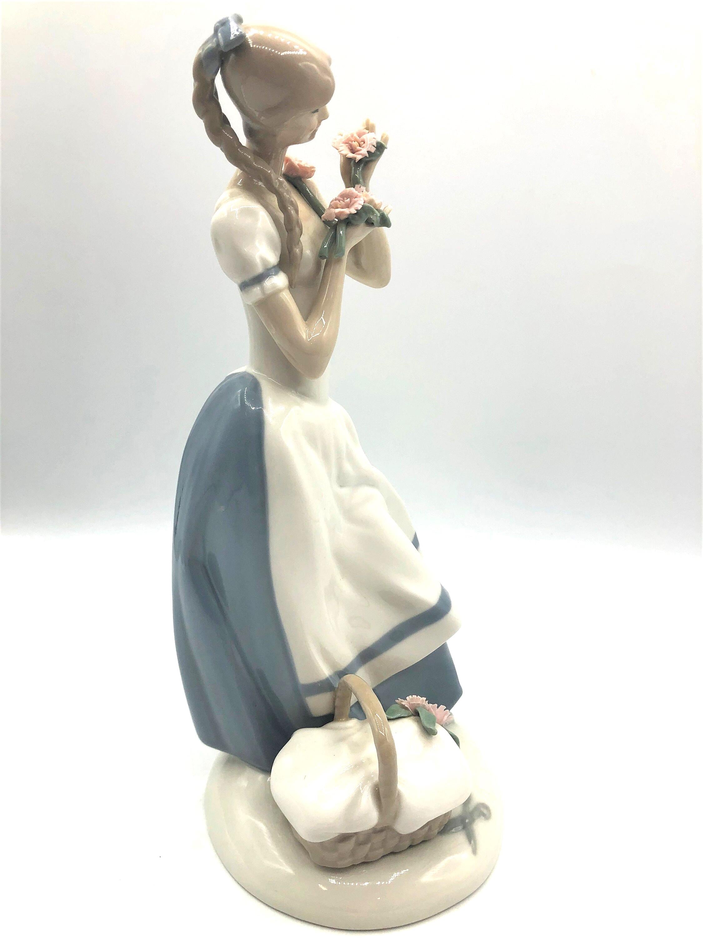 Porcelain Sculpture 