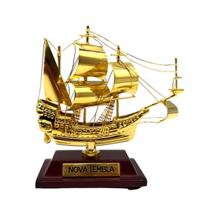 Gold-Plated Ancient Sailing Ship Nova Iembla Replica On Wooden Base Miniature Model