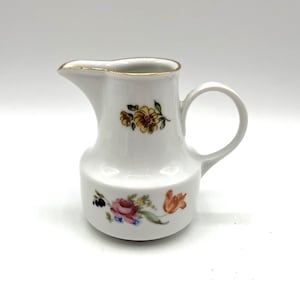 Henneberg 1777 Porzellan German Democratic Republic Creamer, Roses Spring Flowers Gold Trim  2.5&quot; wide x 3.5&quot; tall