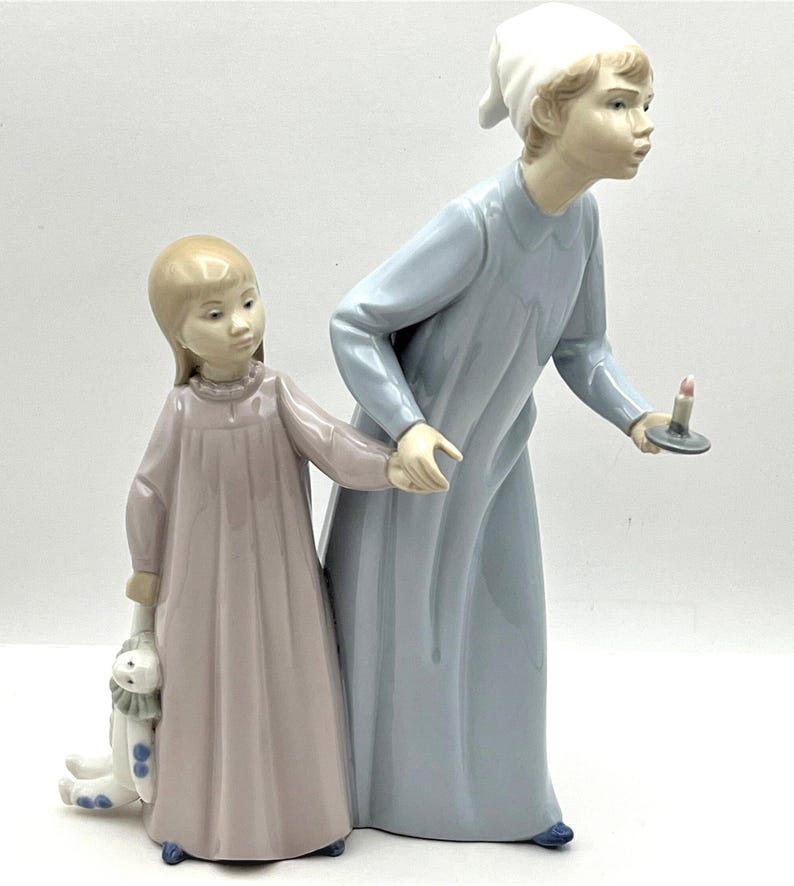 Lladro NAO My Little Sister Figurine - Thumbnail 4