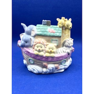 Noah&#39;s Ark Ceramic Night Light With Adorable Animal Figures Vintage Enesco 1997