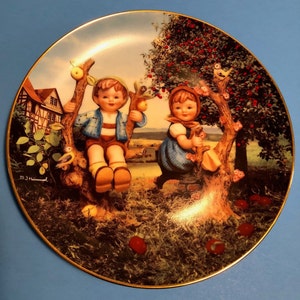 M.I. Hummel &quot;Apple Tree Boy and Girl&quot; Plate from the Little Companions Collection by Danbury Mint
