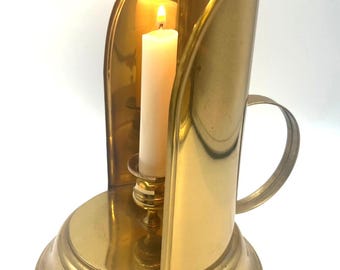 Candelabro de latón con pantalla reflectora y asa - Diseño vintage