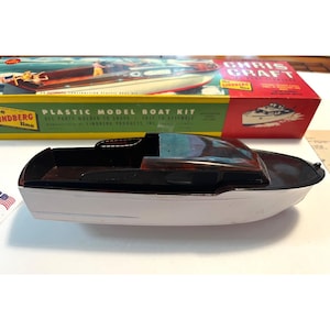 Chris Craft Express Cruiser Model Kit Vintage 1950&#39;s Lindberg Cabin Cruiser Model  Complete Kit