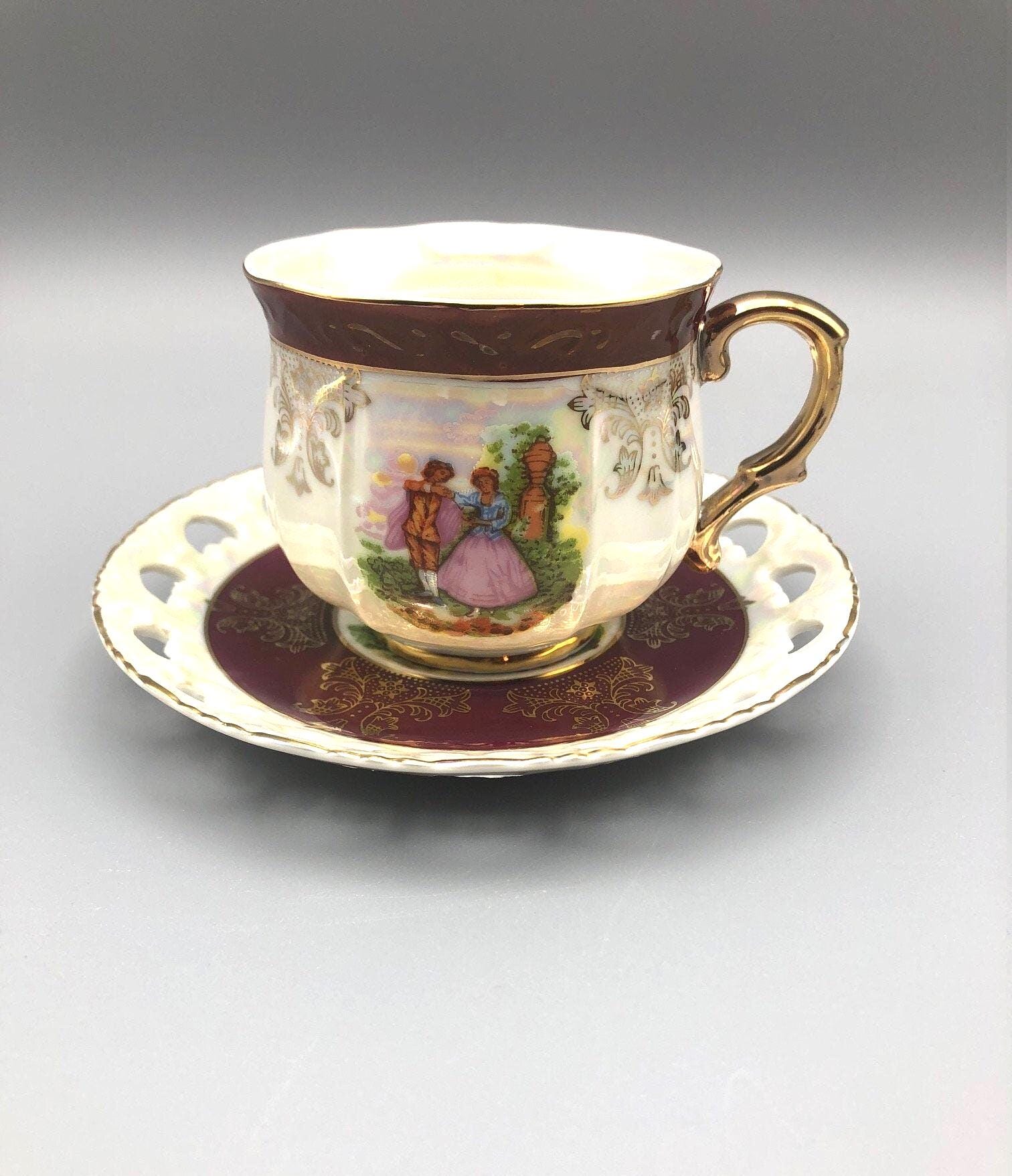 misso bear アンティーク風 Vintage Royal Japan Teacup and Reticulated Saucer, Colonial