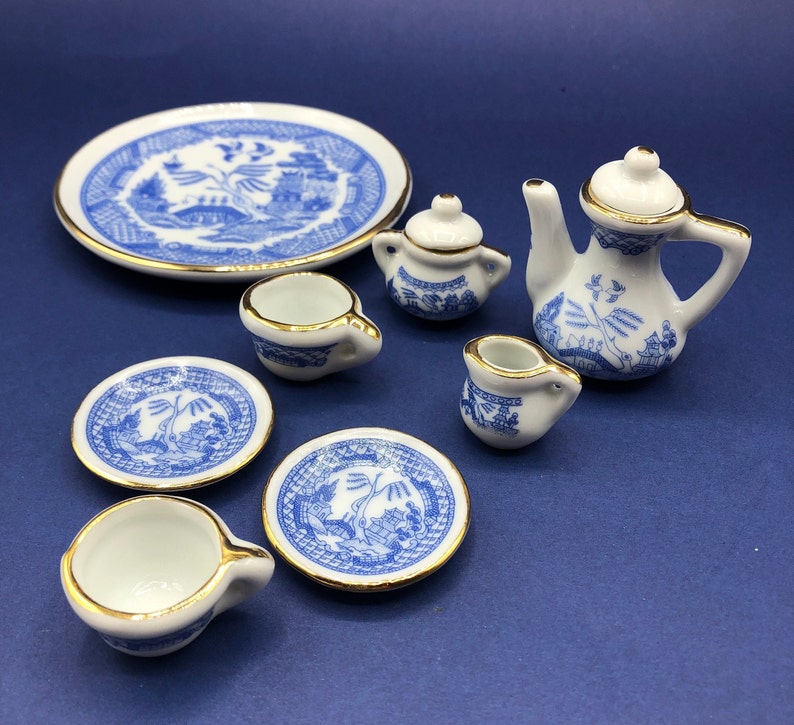 Miniature Collectible Tea Set, 10 Pieces in a Willow Tree Pattern ...