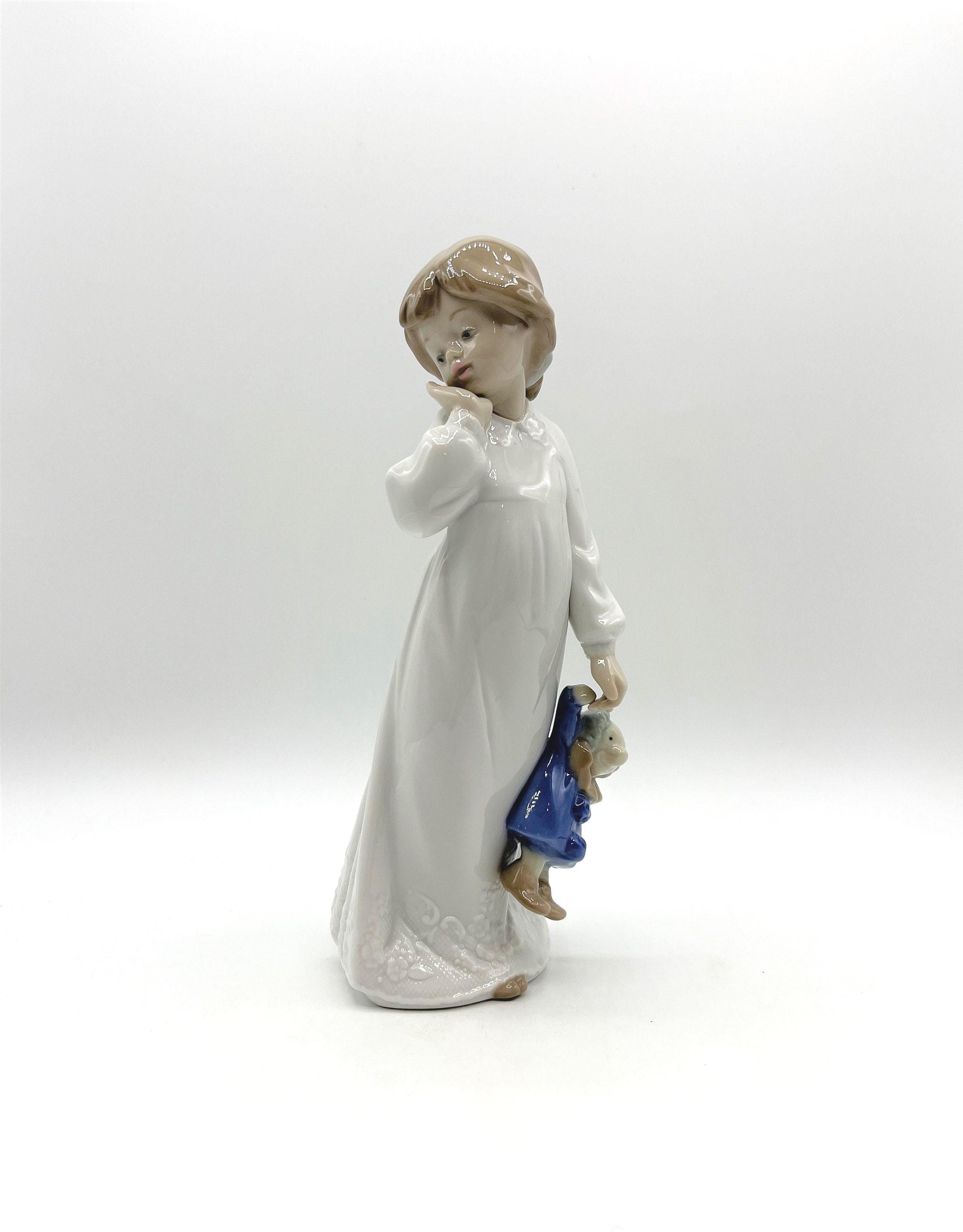 リヤドロ NAO BY LLADRO MY RAG DOLL #1108 BRAND NEW IN BOX LITTLE GIRL NIGHT GOWN SAVE$ FS Nao by Lladro Collectible Porcelain Figurine: MY RAG -