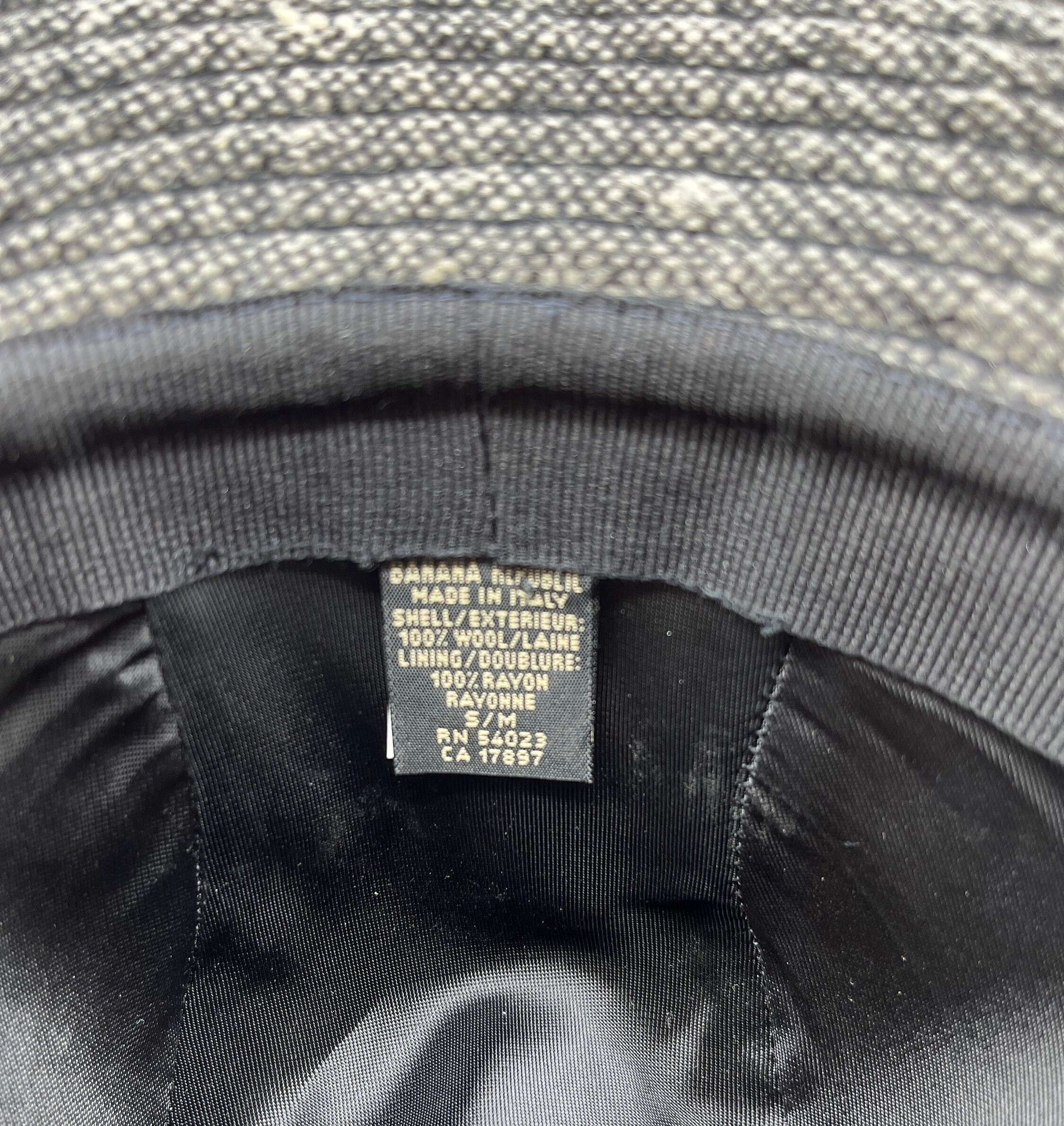 Banana Republic WOOL TWEED FEDORA with belt around the crown size M/L Men main image 2