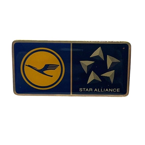 Lufthansa Star Alliance Metal Lapel Pin Badge 1.5