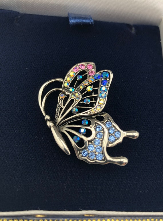 Vintage Butterfly Brooch with Silvertone Setting a
