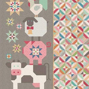 Op de afbeelding: Een patchwork quilt met een boerderijdierontwerp. Een koe, een varken, een schaap en een haan zijn op elkaar gestapeld. De quilt heeft een grijze achtergrond met kleurrijke geometrische patronen en steraccenten.
