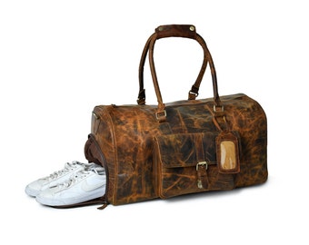 Personalised Leather Duffle Bag with Shoe Pocket – Handmade Weekender Holdall | Travel Luggage for Men