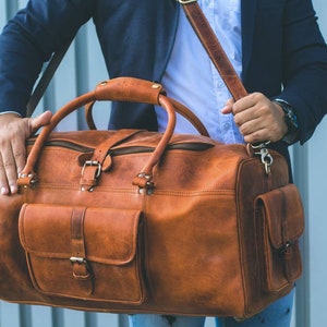Personalized Full Grain Leather Duffle Bag TSA Approved Carry-on Bag - Retro Style Weekender Holdall for Men & Women, Handmade Gift for Him