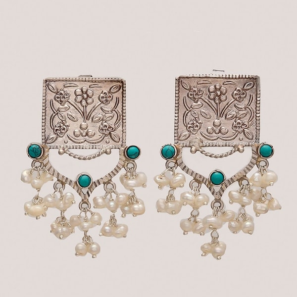 Antique Turquoise Earring - Fresh Water Pearl Earring - December Birthstone - Dainty Earring - Anniversary Earring - Lovely Earring