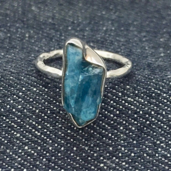 Hand Crafted Sterling Silver Blue Crystal Ring Sz… - image 1