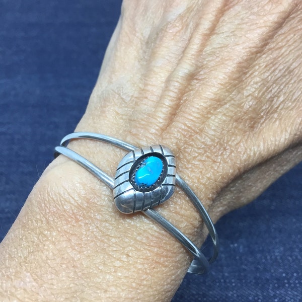 Vintage Native American Turquoise Sterling Silver Cuff Bracelet