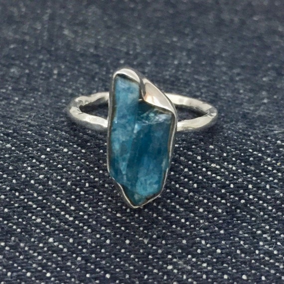Hand Crafted Sterling Silver Blue Crystal Ring Sz… - image 2