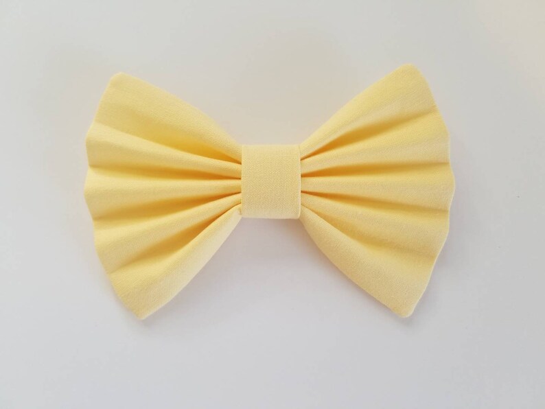 Girls Bow with Clip Womans Ponytail Holder Toddler Hair Bow made with Cotton Fabric Baby Skinny Nylon Headband Bow Peach Hair Bow