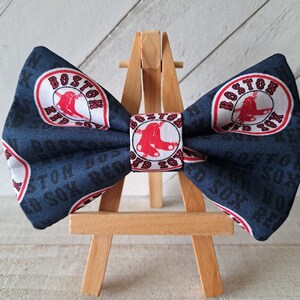 Boston Pet Bow Tie | 4 Sizes Available | Cotton Fabric | Pet Hook and Loop Collar Attachment