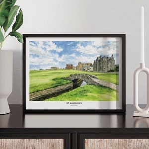 St Andrews Golf Course Print | Old Course 18th Hole Poster | The Home of Golf | Scottish Golf Wall Art Gift