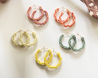 Checkers bead woven hoop earrings, gold filled hoops,delica beads, minimalist, gift for her, small hoops, colorful
