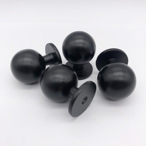 Black Round Cabinet Knobs, Cabinet Pulls, Drawer Pulls, Drawer Knobs, Pulls, Knobs, Round Knobs for homes, offices, cafes, restaurants etc.