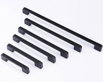 Puxadores e maçanetas de gaveta pretos modernos: minimalismo elegante