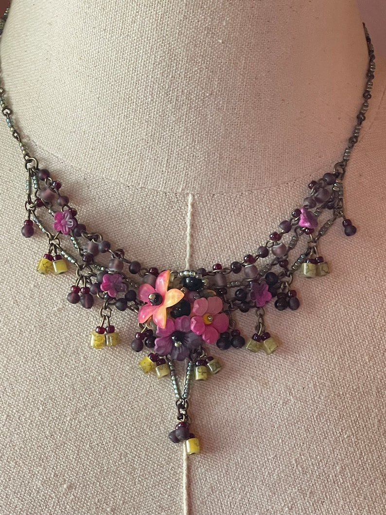 Vintage COLLEEN TOLAND Pansy Beaded Necklace Flower Floral Romantic